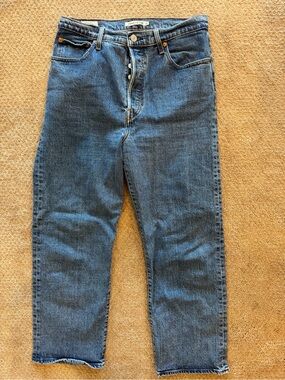 Levi's Women's Blue Cropped Ankle Jeans with Button Fly